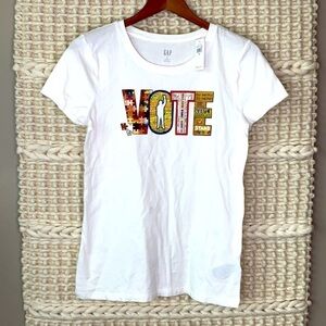 GAP Vote tee NWT